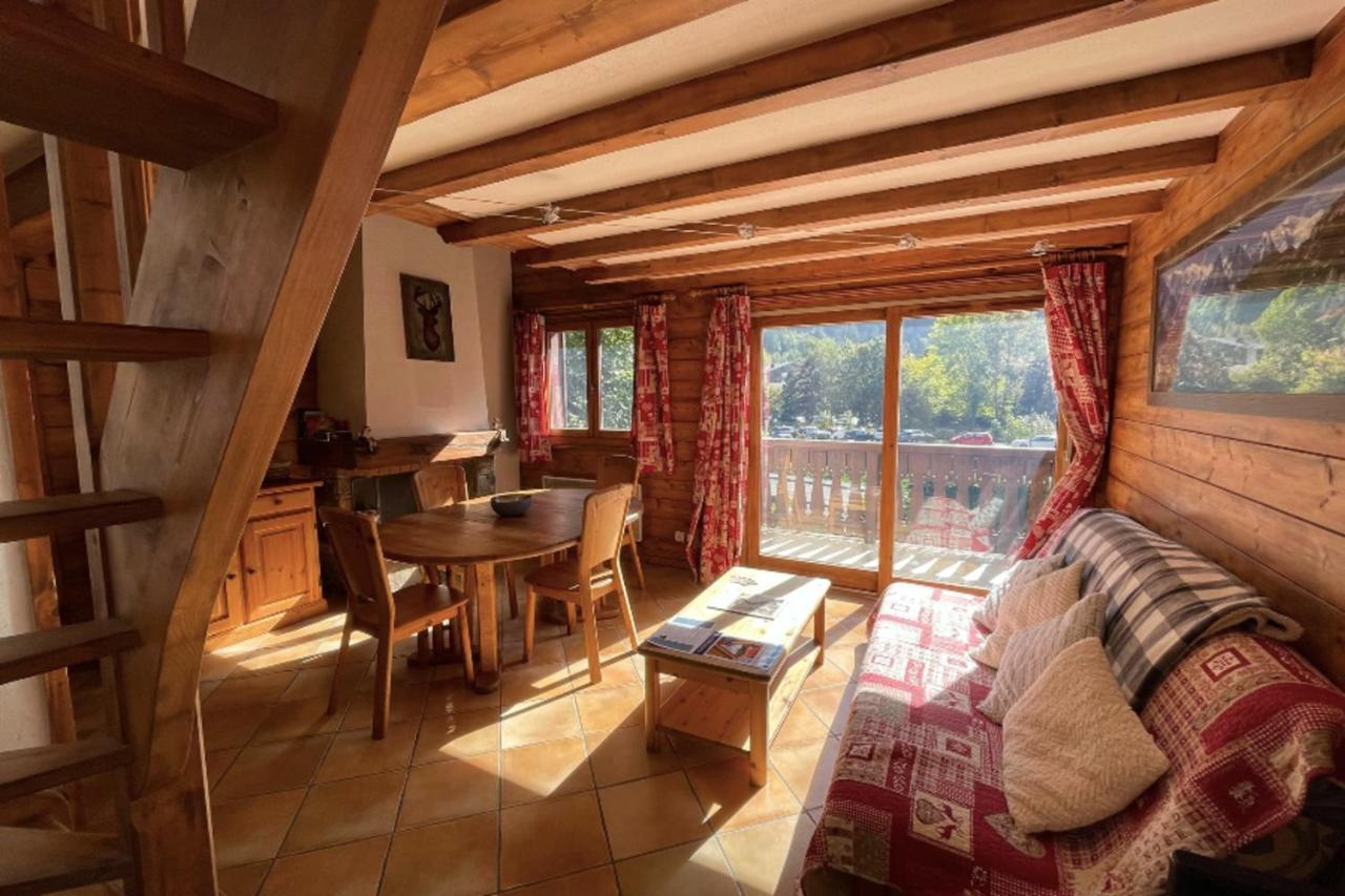 Mont Blanc View Apt In The Heart Of Chamonix ภายนอก รูปภาพ