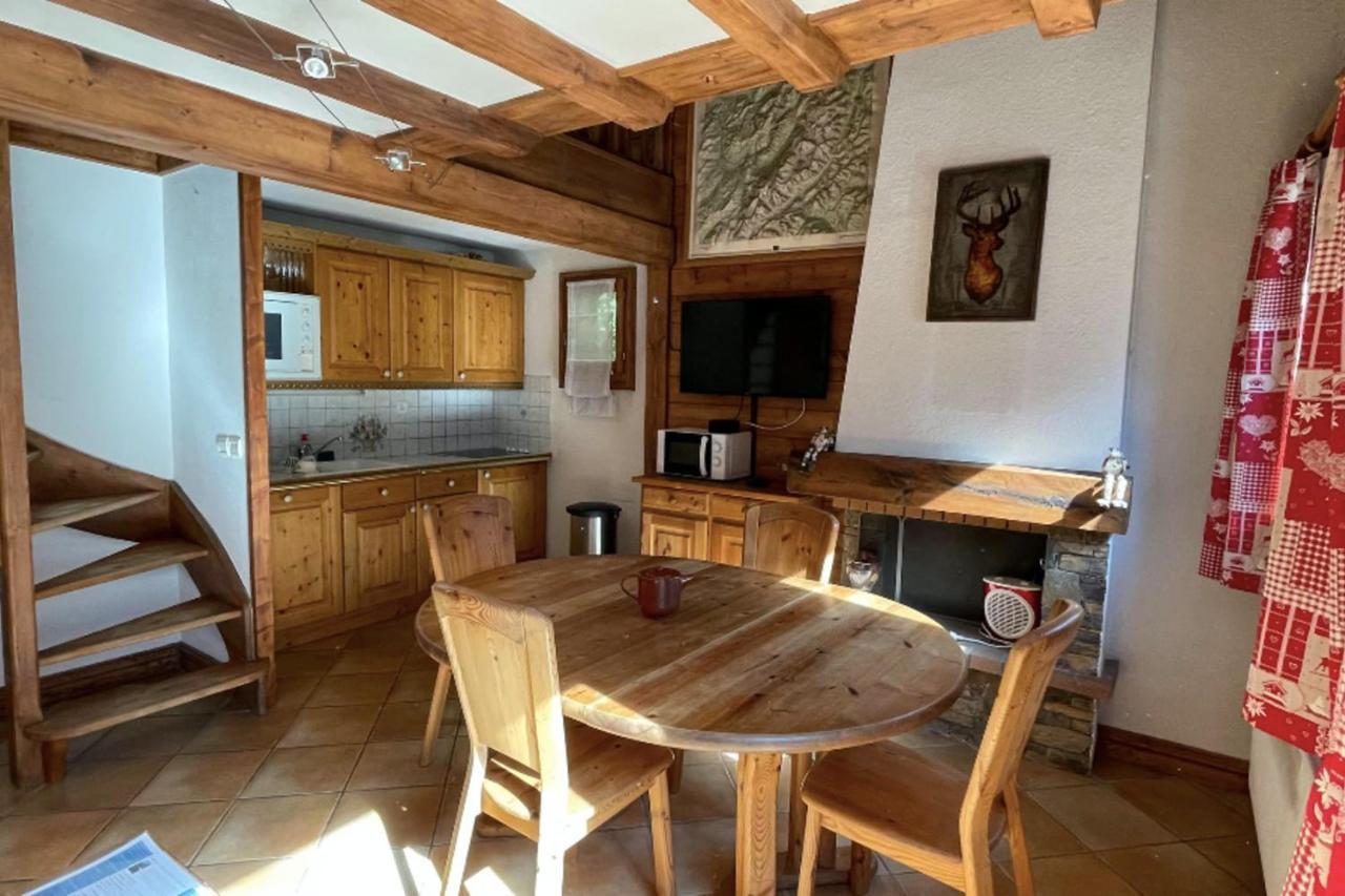 Mont Blanc View Apt In The Heart Of Chamonix ภายนอก รูปภาพ